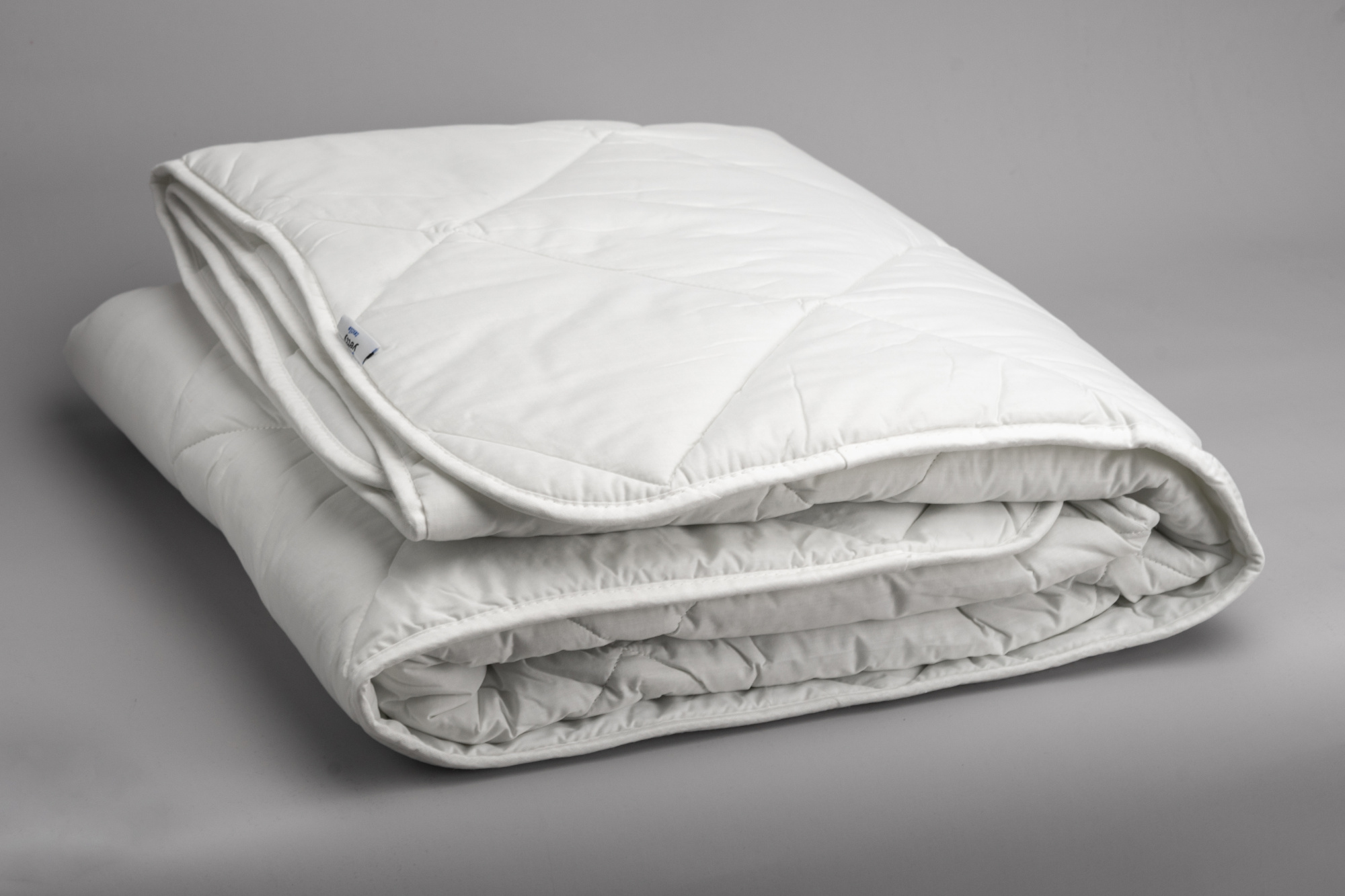 Одеяло, стандарт, 140х200 см, 300 г/м2, микрофибра гладь (100% ПЭ)/ холфитекс: 1/5