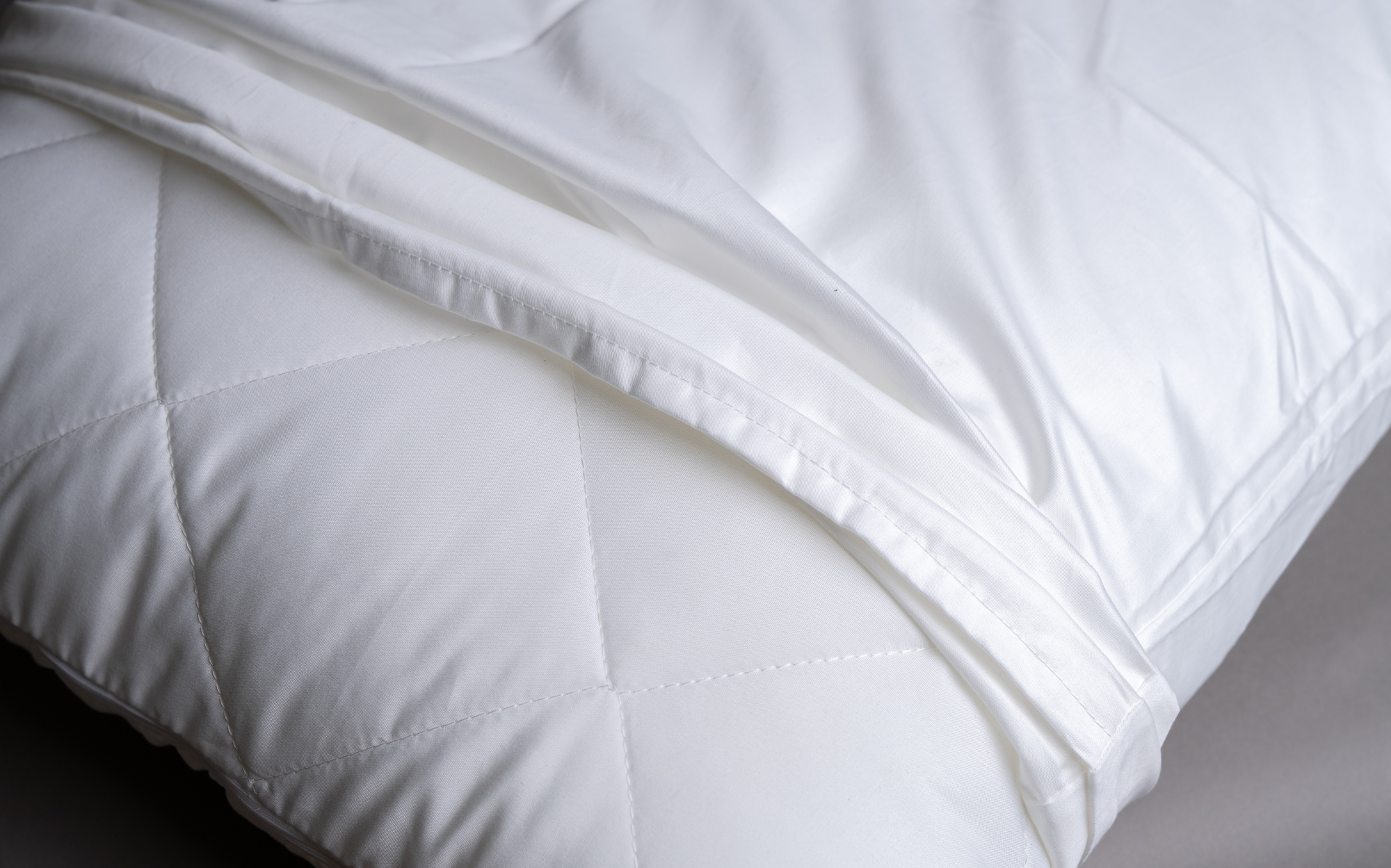 Наволочка, 50х70 см, сатин-страйп 3х3, 100% хл, цвет - белый: 1/10/120