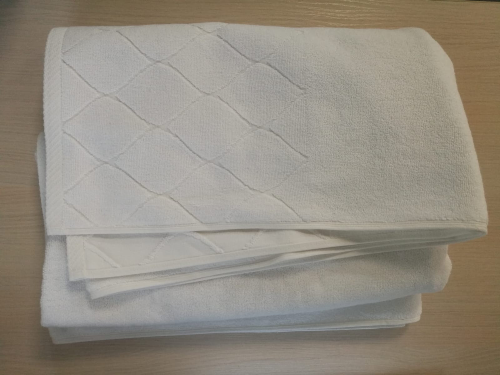 Полотенце банное, махровое, 100х160 см,570г/м2,100% хл, белое, жаккард "орнамент"/ Bath terry towel,100x160 cm, 570 GSM, 100%ct, white: 1/15