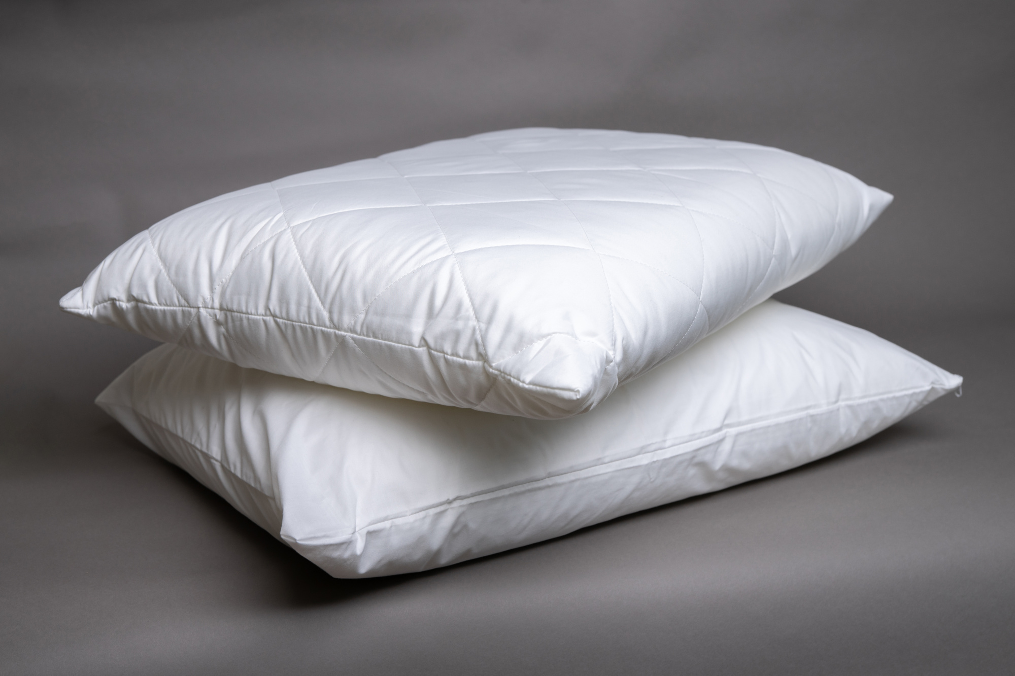 Подушка, капсульная, низкая, 50х70 см, 500 г, тик(100%хл)/ холфитекс:1/8