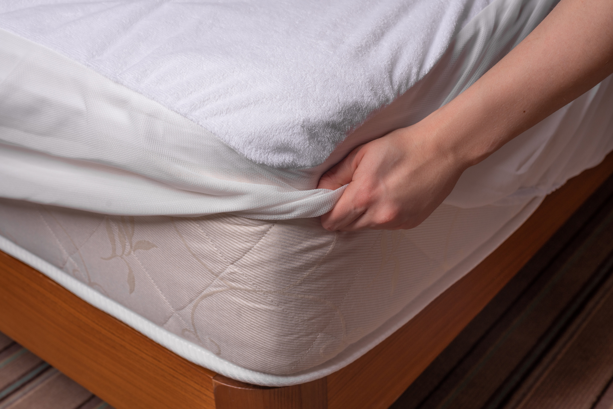 Наматрасник непромокаемый с бортом 90x200 см, борт 30 см